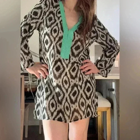 Club Z Collection Tunic - Picture 3 of 10